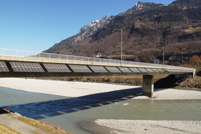 Zweite Grossanlage: Rheinbrücke Vaduz-Sevelen