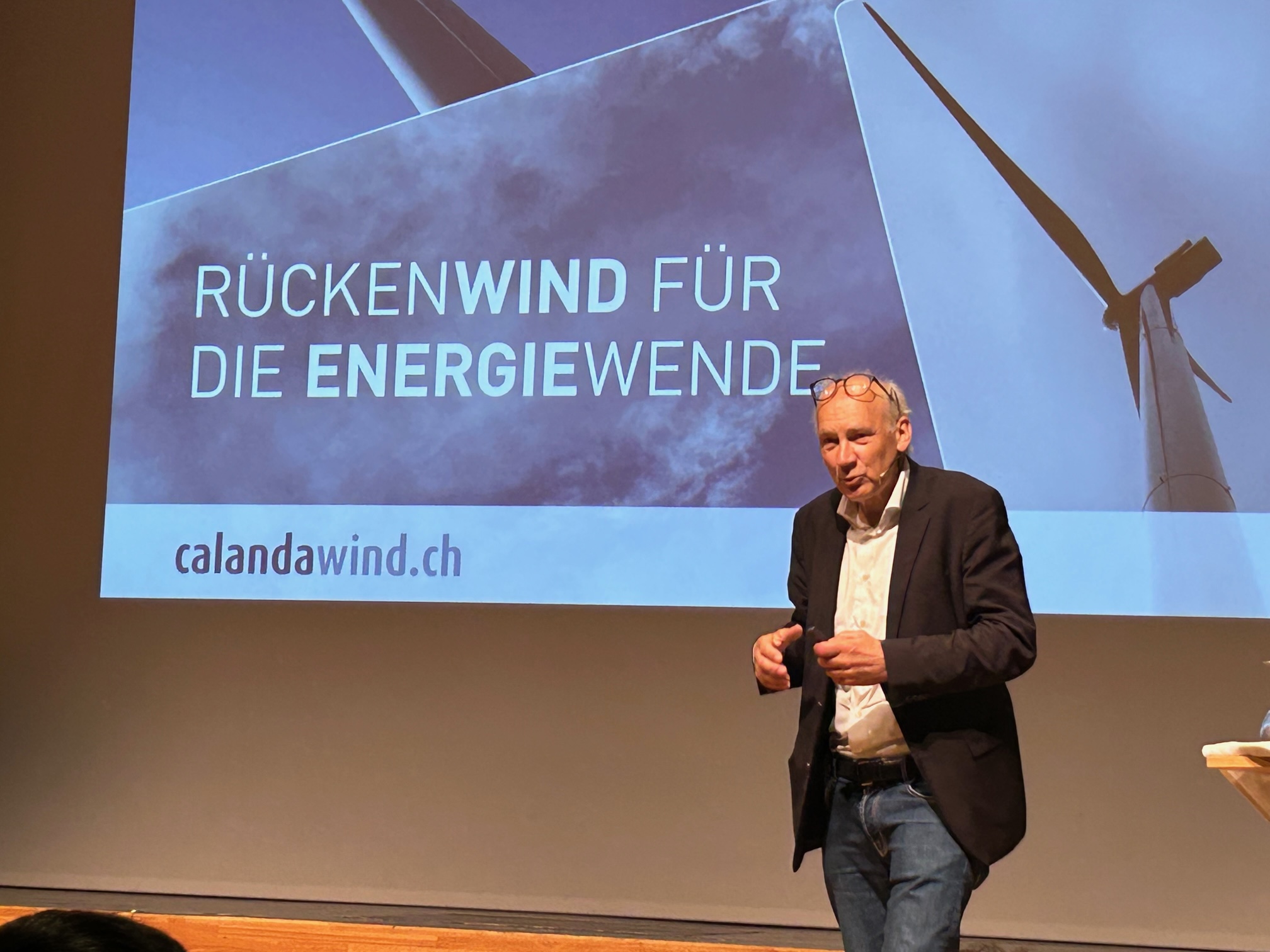 Josias F. Gasser: «Wir bauen eine Windanlage – Erfahrungen aus der Praxis»
